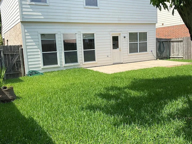 19439 Juniper Vale Cir — Photo 27