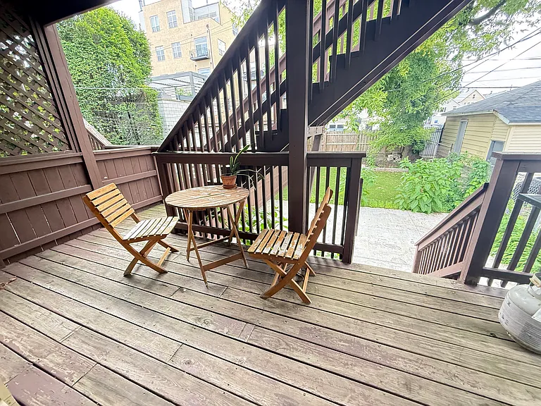 1632 N Claremont Ave #1 — Photo 15