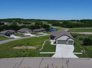 4645 SW Shenandoah Ct, Topeka, KS 66610