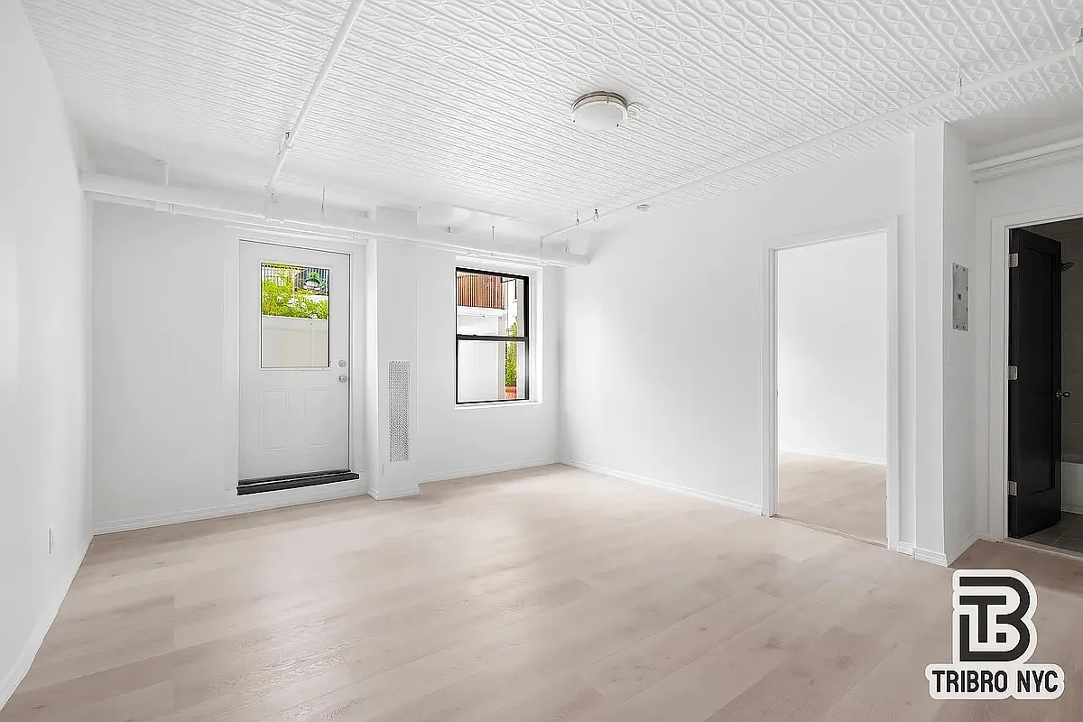 254 East 112th Street — Photo 2
