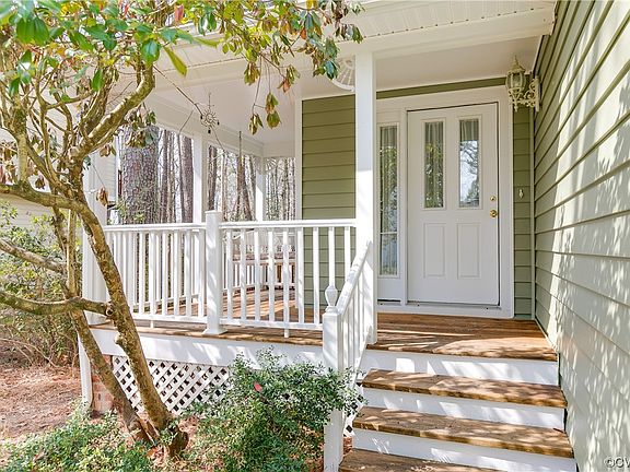 4th image of 10823 Stanton Way