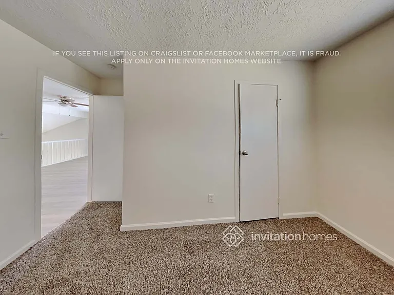 428 Gleneagles Dr — Photo 13