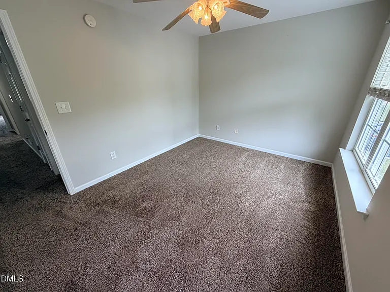 620 Woodson Dr — Photo 36