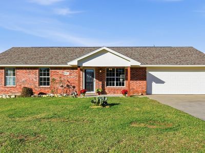 405 Ashwood St, Azle, TX, 76020