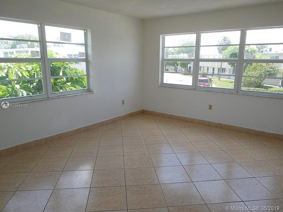 5th image of 70 NE 202nd Ter APT T18