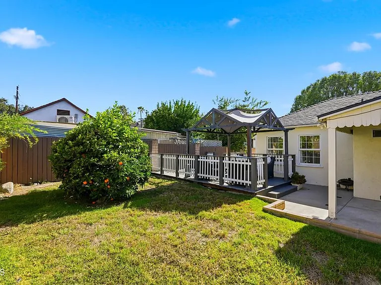 10734 Oro Vista Ave — Photo 27