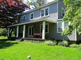 14 Featherbed Ln, North Kingstown, RI 02852