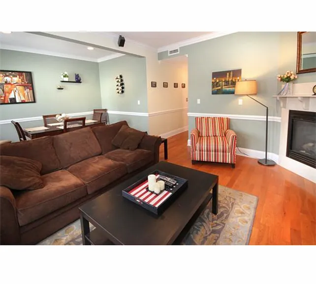 703 E 5th St #2 — Photo 1