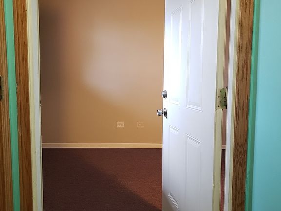 4th image of 13421 S Brandon Ave #1
