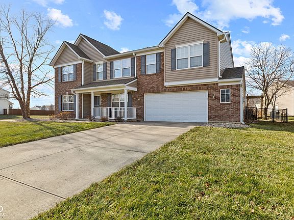 3rd image of 2198 S Moeller Cir