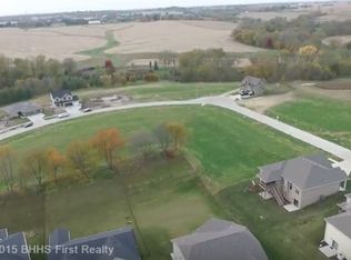 355 NE 79th Ct, Pleasant Hill, IA 50327