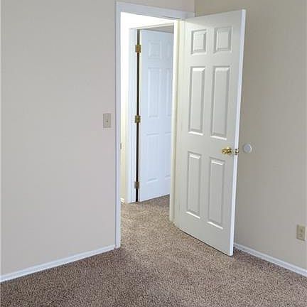 4th image of 6959 Deer Bluff Dr