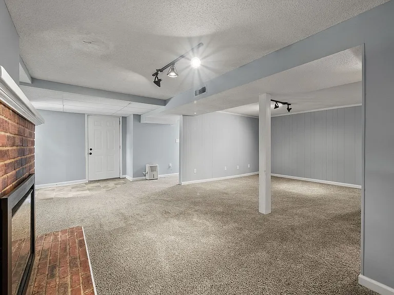 167 Taft Dr — Photo 22