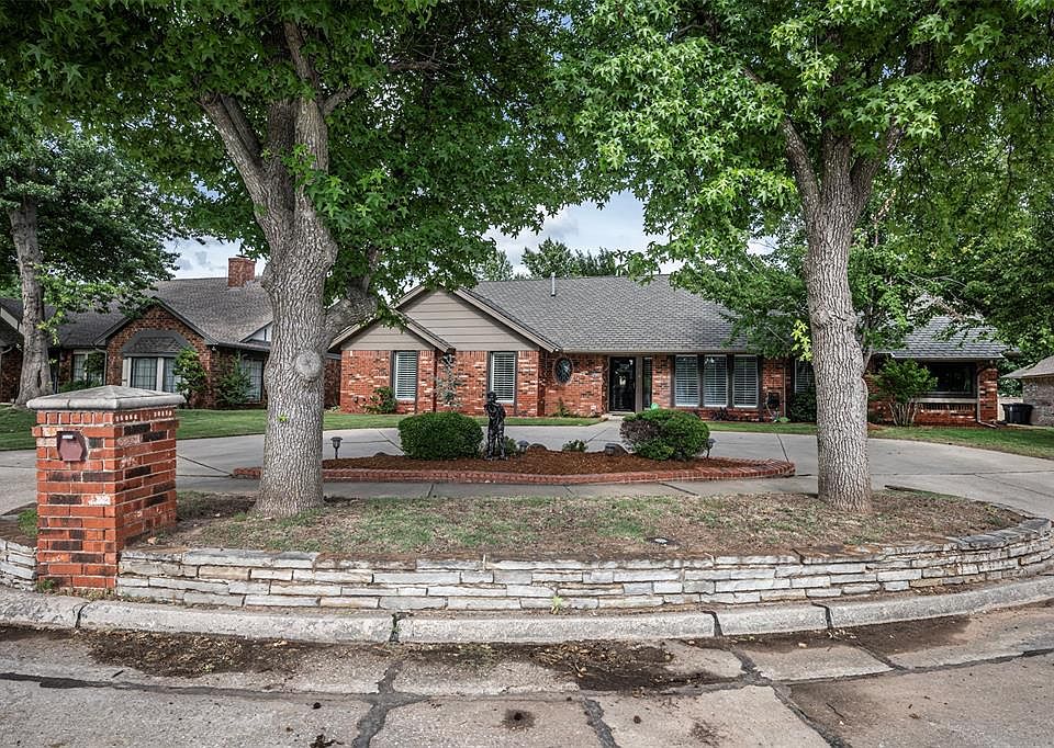 1st image of 3904 Spyglass Ln