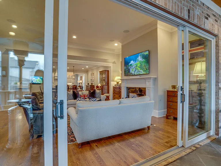 2424A Abbott Martin Rd — Photo 19
