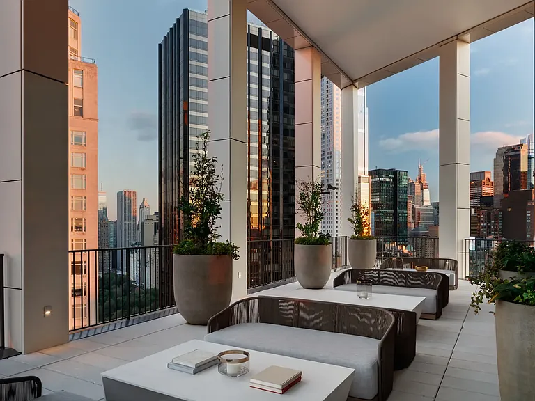 15 W 61st St #4F — Photo 16