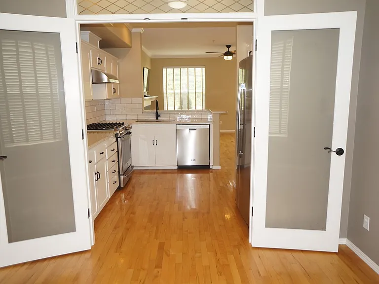 2649 NW Kennedy Ct — Photo 12