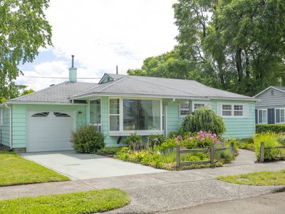 10910 NE Hancock St, Portland, OR, 97220