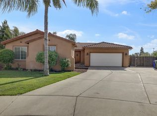 2271 W San Lucia Ct, Porterville, CA 93257