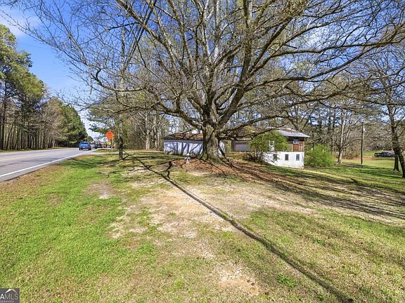 3rd image of 3293 Braselton Hwy