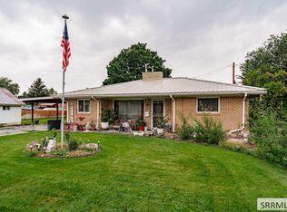 220 S Milton Ave, Shelley, ID 83274