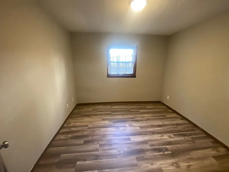 1618 Anthony St #10 — Photo 13