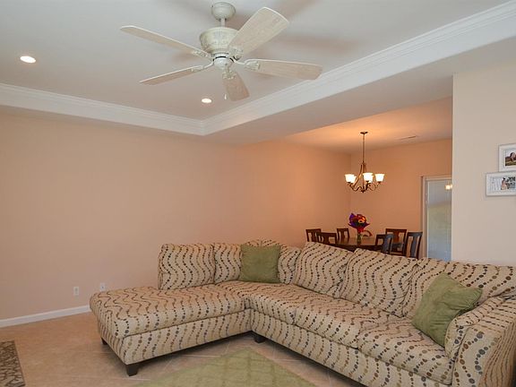 4th image of 3699 Trent Cir