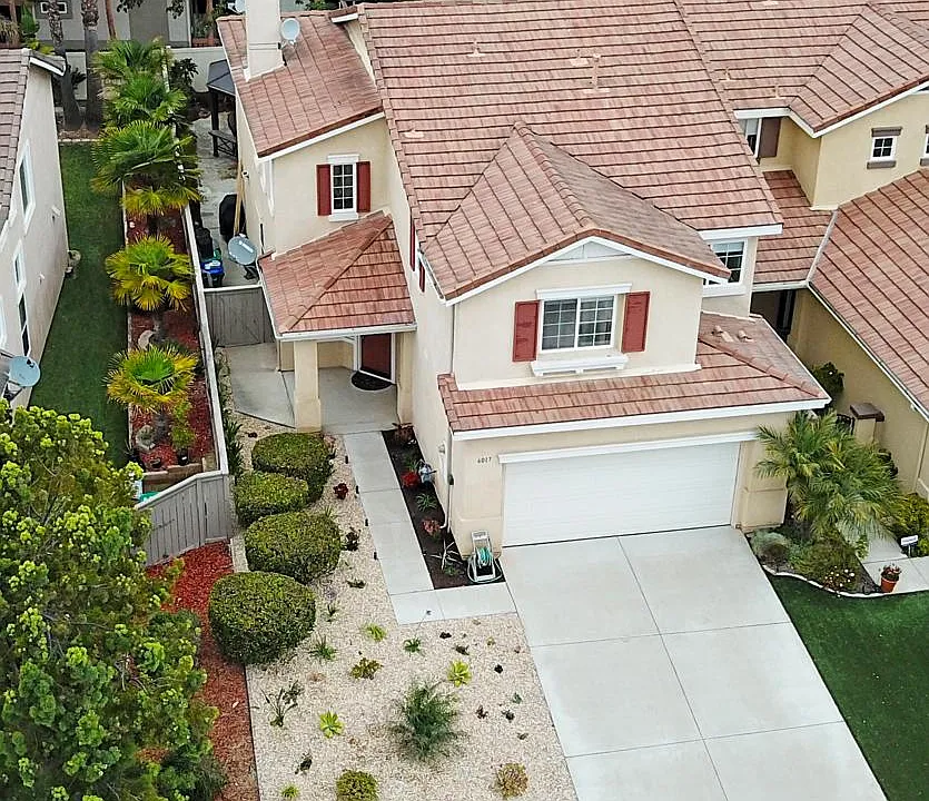 6017 Paseo Hermosa