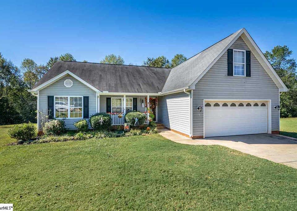 1st image of 137 Brooke Lee Cir