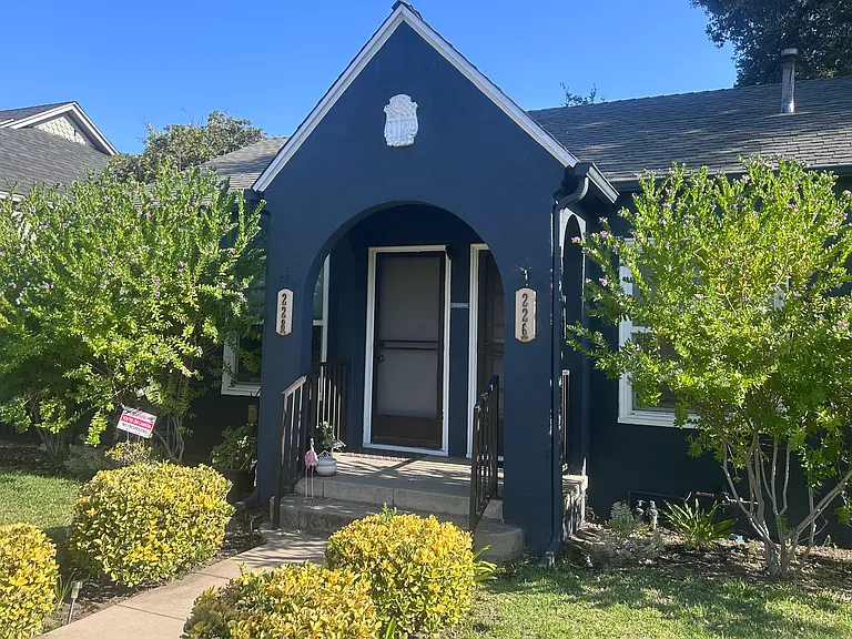 228 E Palm Ave #0 — Photo 16