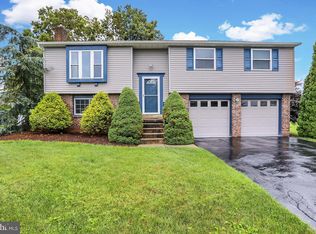319 Egle Rd, Reading, PA 19601