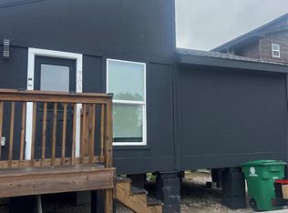702 E 40th 1/2 St, Houston, TX 77022