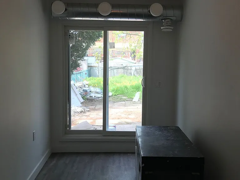 344 Bartlett Ave N #3 — Photo 7