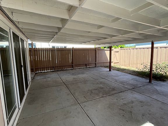 4th image of 5102 Diane Ave