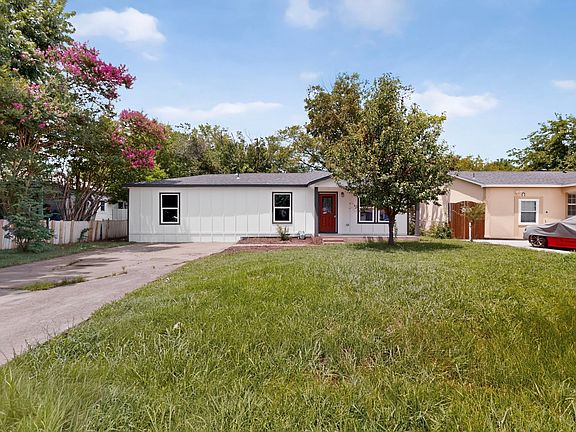 2nd image of 11303 Iris Dr