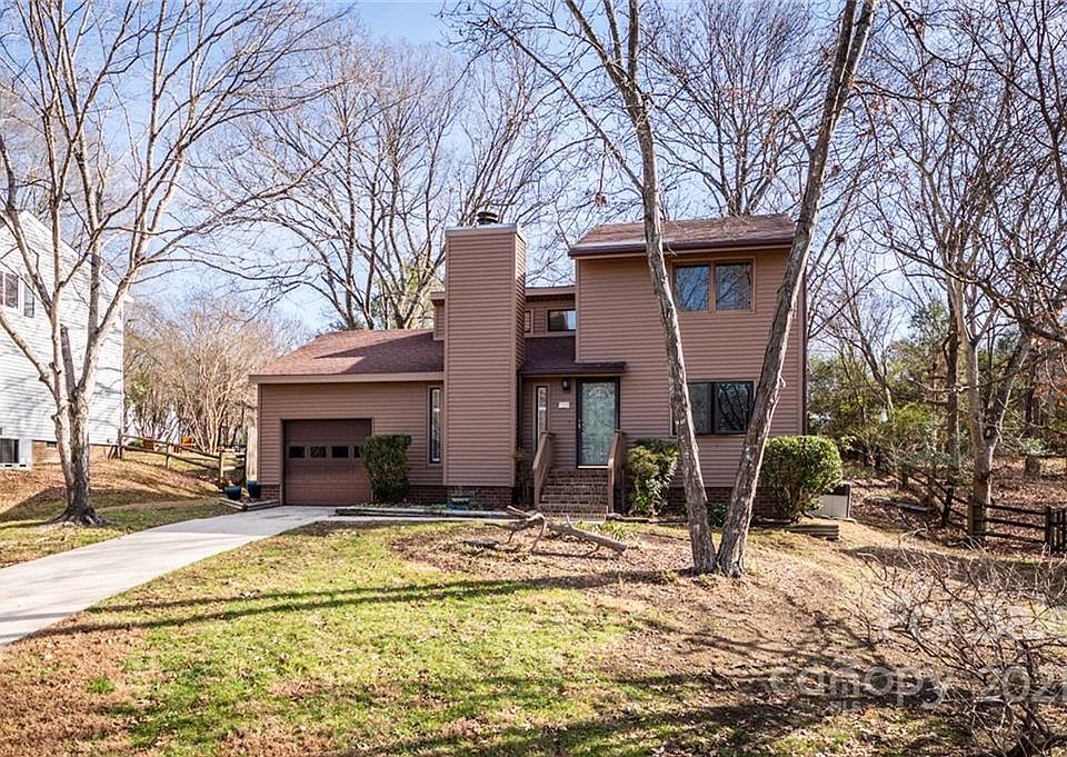 1st image of 7915 Carmel Oaks Ct