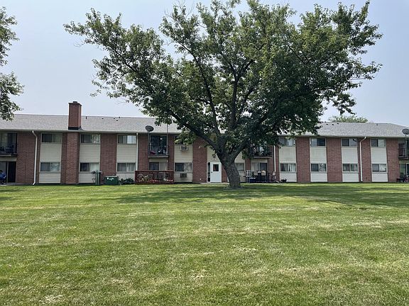 2nd image of 690 Marilyn Ave APT 206