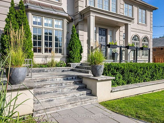 2nd image of 43 Prince Charles Dr