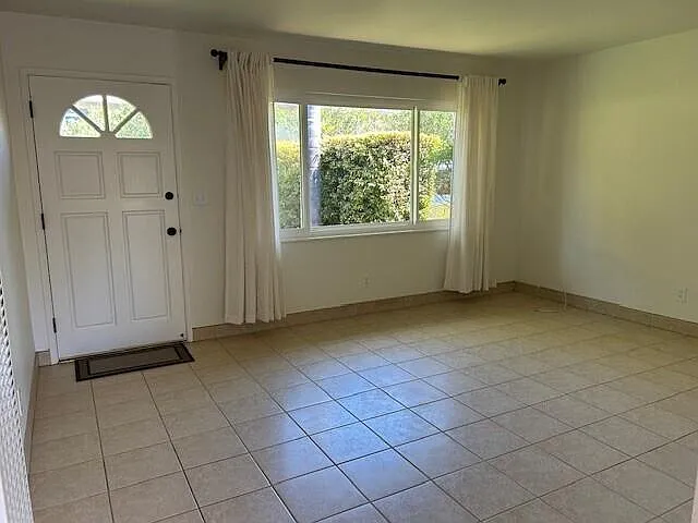 4532 Auhay Dr — Photo 6