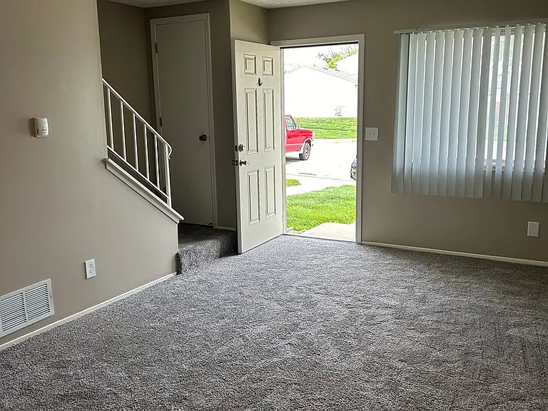 Southdale Square Apartments — Photo 114