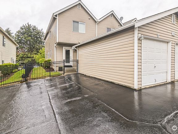 2nd image of 5141 Green Hills Avenue NE #D