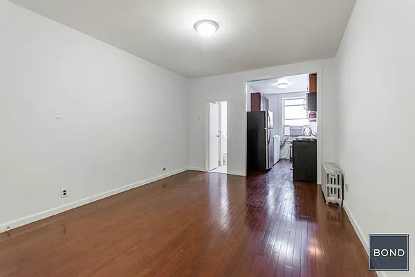 Rented by Bond New York | media 28