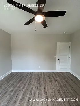 210 Summer Breeze Dr — Photo 17