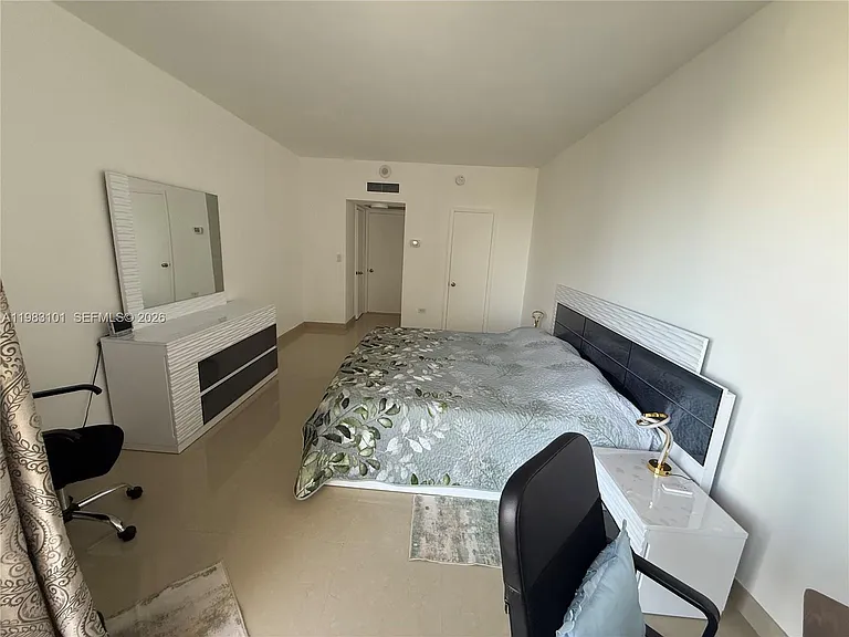 5555 Collins Ave #17A — Photo 17