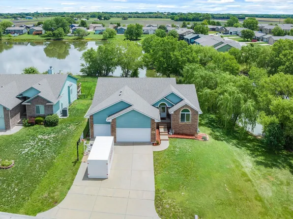 630 S Stoneridge St, Valley Center, KS 67147