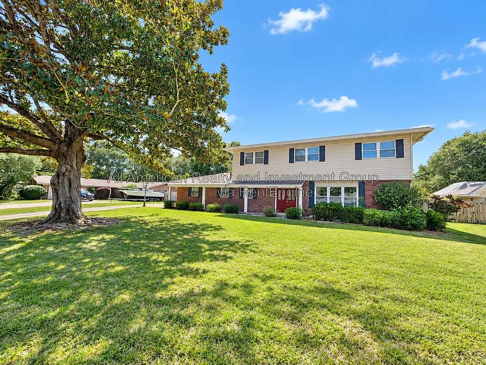 197 Country Club Rd