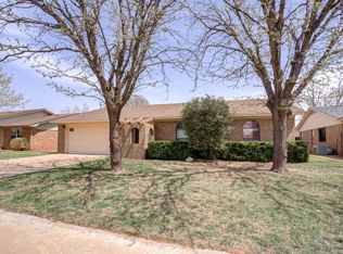 9813 Knoxville Ave, Lubbock, TX 79423