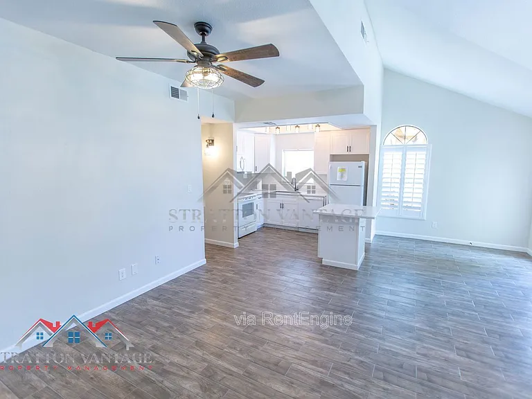 20 S Buena Vista Ave #208 — Photo 5