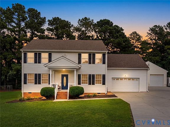 2nd image of 4017 Birchett Pl