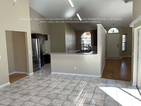 5th image of 2845 Forest Run Dr